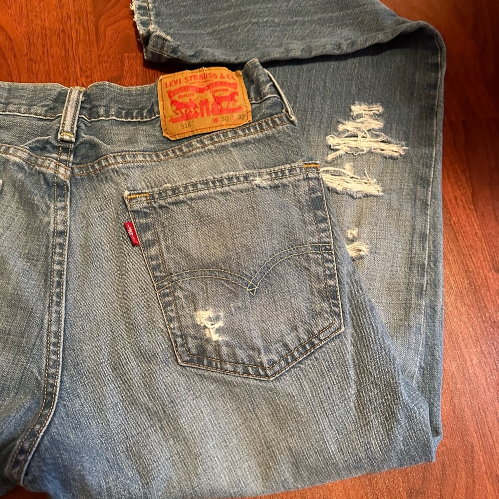 Levi’s Strauss 514 jeans 30 32 distressed
